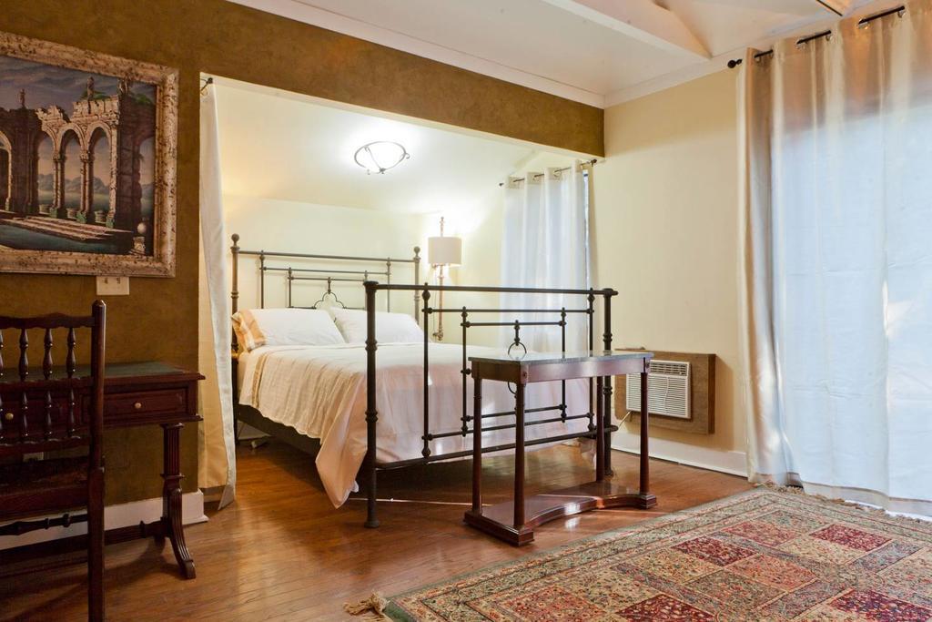 Colonial Craftsman Bed And Breakfast - Hollywood Los Angeles Zewnętrze zdjęcie